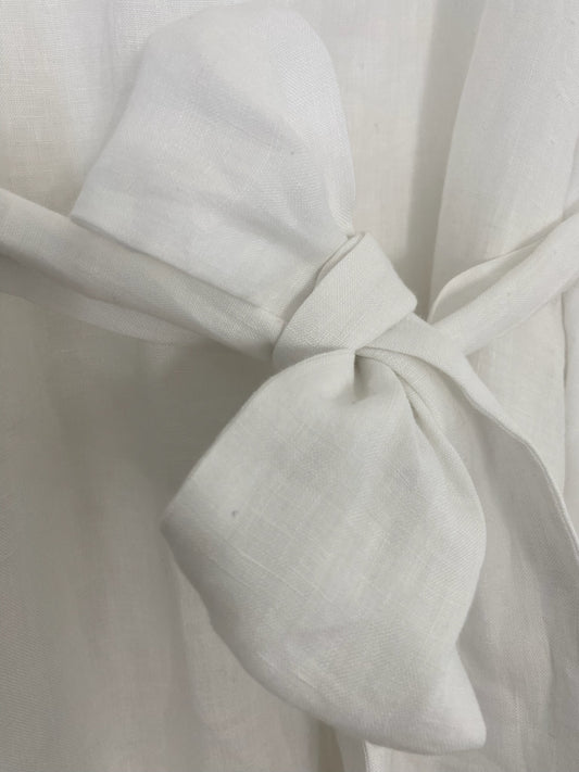 White linen kaftan by MACOEY with midi silhouette, side pockets and detachable belt